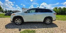 2015 Toyota Highlander XLE 4WD /NAV/HEATED SEATS/LOW KM! - Photo 10