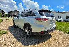 2015 Toyota Highlander XLE 4WD /NAV/HEATED SEATS/LOW KM! - Photo 13