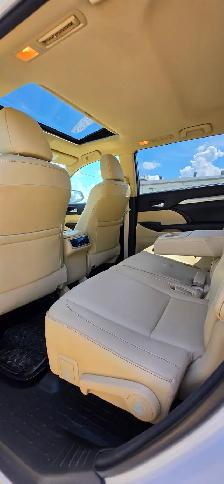 2015 Toyota Highlander XLE 4WD /NAV/HEATED SEATS/LOW KM! - Photo 26