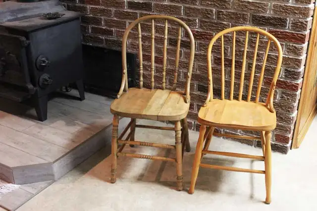 Chaises Windsor (1908) antique, 25$ch  livré si...
