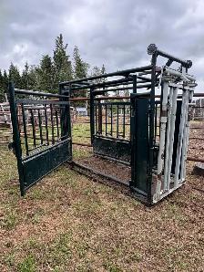 squeeze with palpation cage - Photo 3