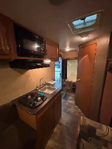 2014 StarCraft Launch 16RB Hybrid travel trailer - Photo 6