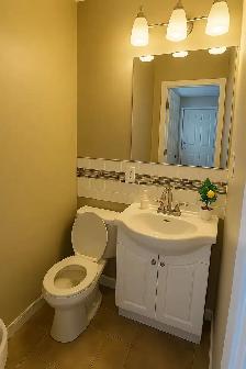 4 Bedroom, Furnished & Pet Friendly - Photo 4