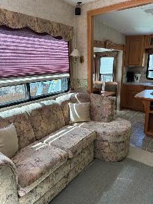 2005 Montana 3650 RK 5th Wheel Trailer, 4 slides, seasonal lot - Photo 7