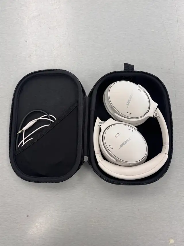 Bose QuietComfort SC Wireless Noise Cancelling Heaphones
