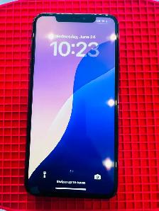 iPhone 11 Pro Max – 256GB (Certified Pre-Owned)