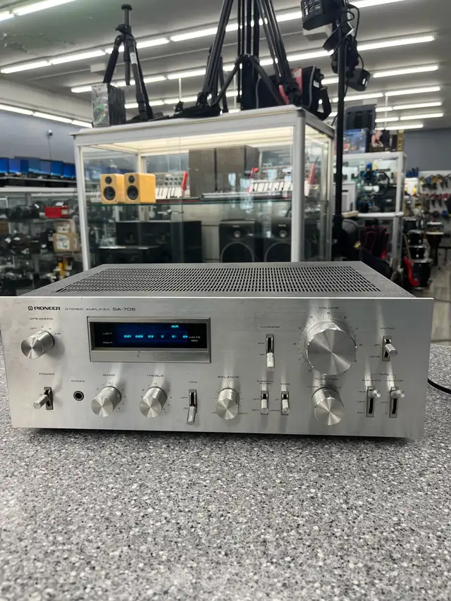 Pioneer SA-708 Amplifier