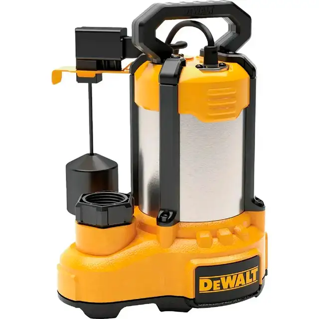 SUMP PUMP - DEWALT 1-HP - NEW IN BOX