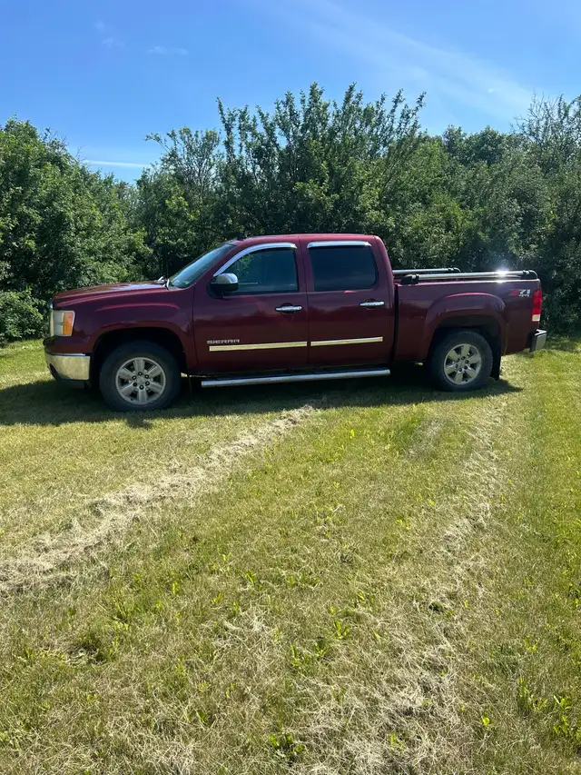 2013 - GMC SIERRA SLT 1500 4X4