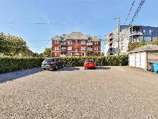 Superbe 4.5 style maison de ville sur 2 étages - Photo 3