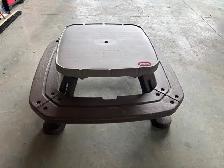 LITTLE TIKES PICNIC TABLE FOR SALE - Photo 3
