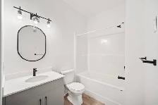 LUXURY 2 Bed 1 bath apartment - Move in ready! - Photo 10
