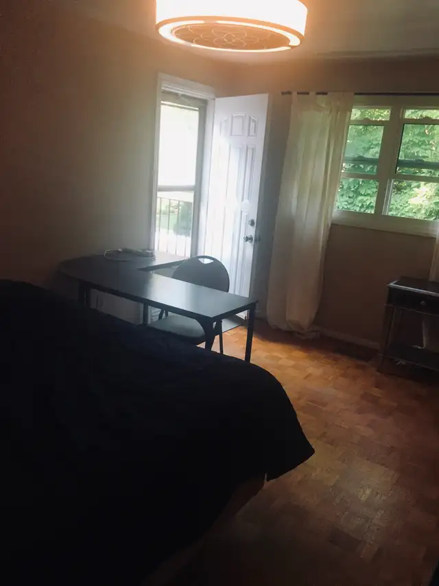 Room 4 Rent  By 2 Mths  Only 1,000 Per Month