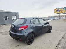 2011 Mazda Mazda2 Automatic Fuel Efficient Car - Photo 4