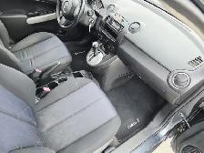 2011 Mazda Mazda2 Automatic Fuel Efficient Car - Photo 12