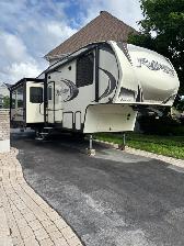 Fifth Wheel Reflection Série 1500 295RL