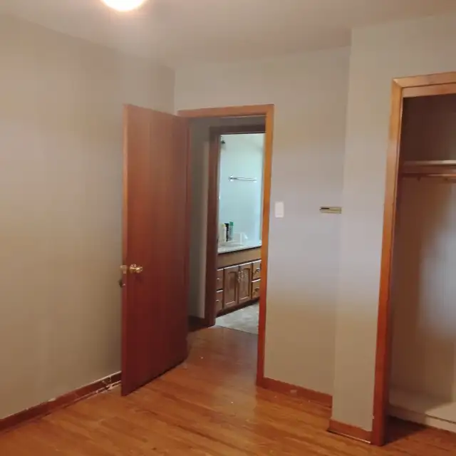 room for rent immediate availability