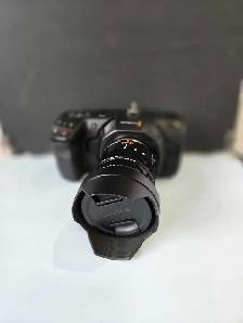 BLACKMAGIC POCKET 4K W12-60MM LENS
