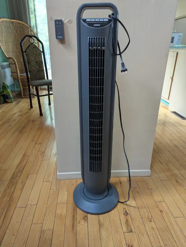 Fan sur pied avec télécommande