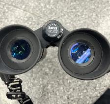 Bushnell 8x42 Waterproof Binoculars - Photo 2
