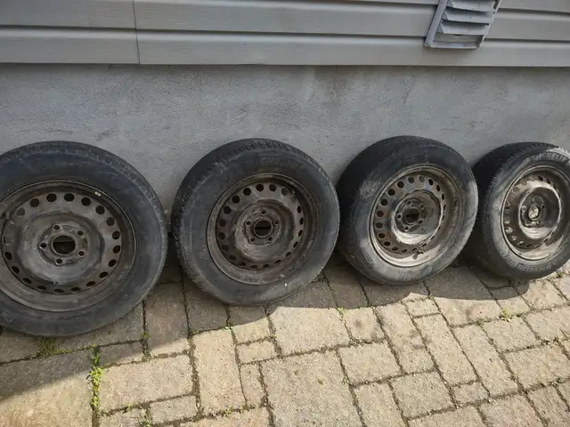4 jantes 195-65R15 Honda civic 2013. Bolt pattern 5x114.3.
