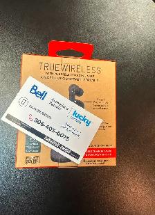 True Wireless Earbuds - Photo 2