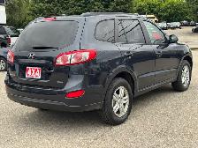 2012 Hyundai Santa Fe GLS AWD - Photo 9