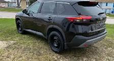 Nissan rogue  SV AWD - Photo 2