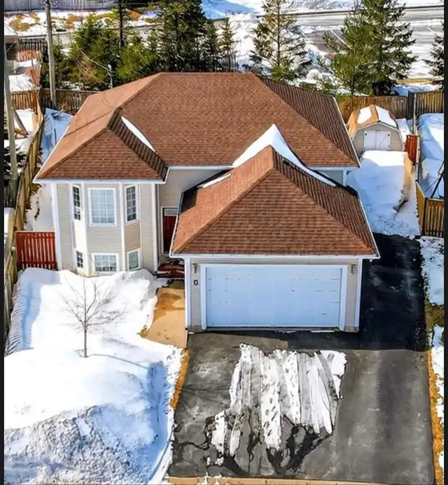 Family-Friendly 4 Bed, 2.5 Bath Home in Southlands - $2400/Month