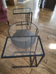 Glass coffee table and end tables - Photo 4