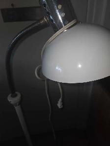 lampe sur pieds blanc - Photo 2