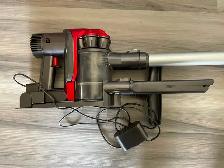 Dyson DC35 Cordless Vacuum - Photo 3