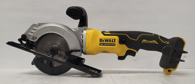(N95211-5) Dewalt DCS571 Cordless Circular Saw