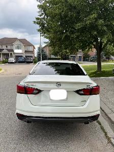 2021 Nissan Altima SR AWD - Excellent Condition - Photo 5