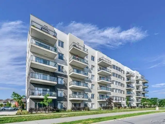 3 1/2 DIX30 BROSSARD AVAILABLE IMMEDIATELY