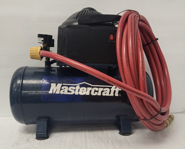 (N94823-3) Mastercraft 058-8744-6 Air Compressor