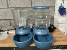 Distributeur de nourriture pour animaux