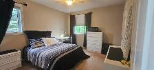 AVAILABLE IMMEDIATELY-LARGE FURNISHEDMODERN ROOM IN SOUTH BARRIE - Photo 3