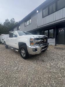 2015 Chevrolet Silverado 2500HD 4x4 LONG BOX DURAMAX