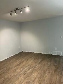 North Battleford - 3 Bedrooms house available for rent - Photo 2