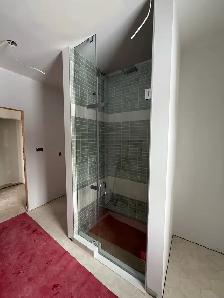 Shower Doors - Photo 5