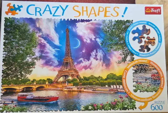 Paris Puzzle 600 Pieces USED