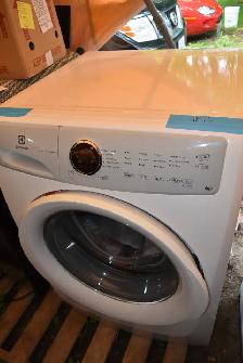 Brand New Samsung MultiSteam Dryer. Moisture Sensor Smart Care - Photo 4