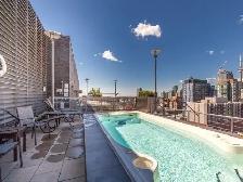 Downtown High End New Condo Unit for Rent - Photo 10