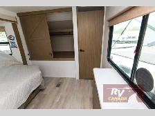2025 Forest River RV Salem 33TS - Photo 12