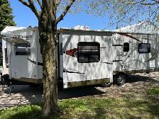 Rockwood Windjammer 30’ camper trailer - Photo 2