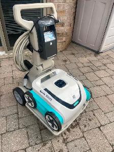 Make Offer Hayward AquaVac 500 DS Inground Pool Robot  Clea