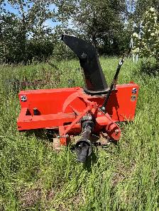 Tractor and Loader - Photo 8