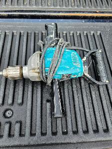 Makita 1/2 inch Drill with mixer paddle, $ 40 - Photo 3