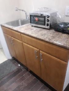 Sharing room for rent with 1 other person (main floor) - Photo 2